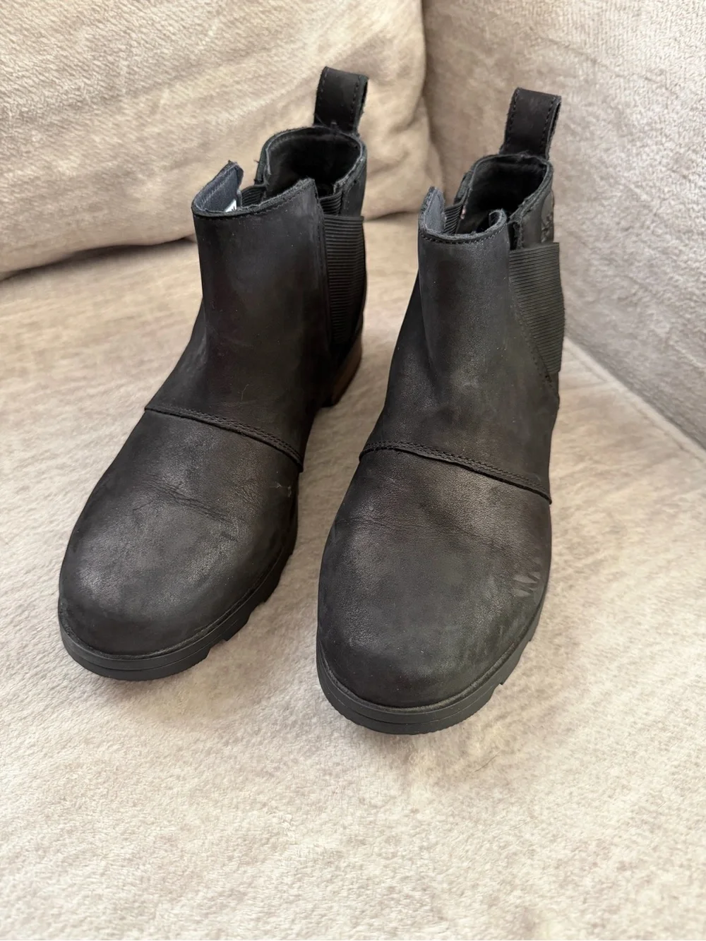 SOREL Black Leather Emilie Chelsea Style Pull On Booties Size 6.5